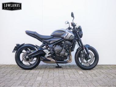 Triumph Trident 660