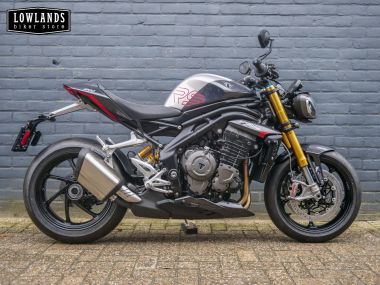 Triumph Speed Triple 1200 RS Granite / Diablo Red