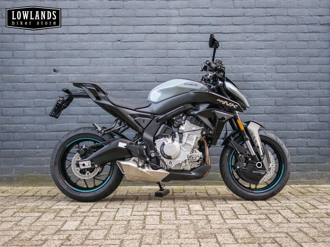 CFMoto 675 NK huren